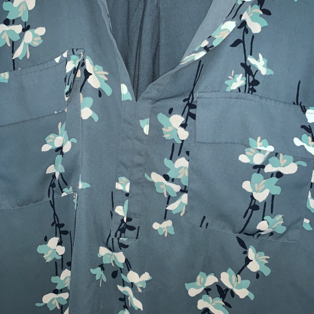 Loft blouse - Picture 2 of 6
